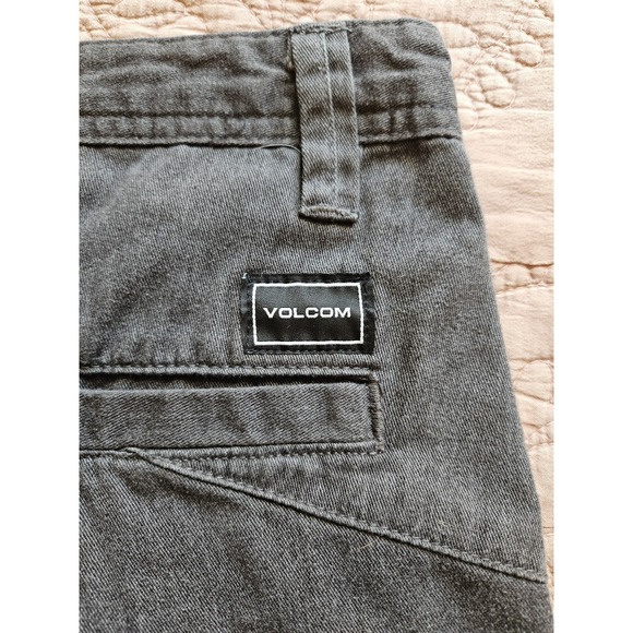 Volcom Men's Surf Turf Dark Gray Chino, Board Shorts, Size XL - Picture 4 of 6